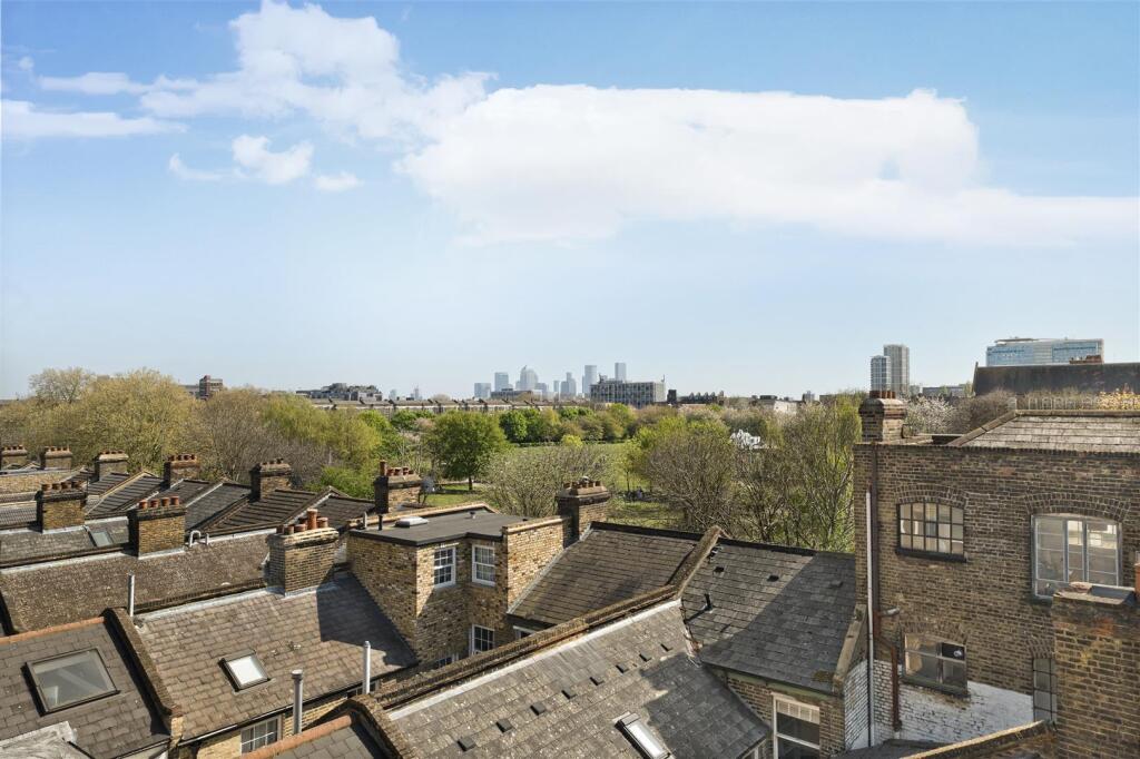 Communal Roof Terrace