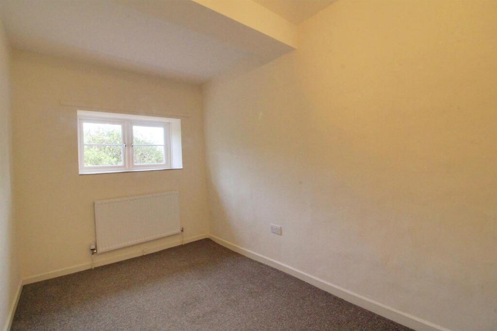 Bedroom 3.jpg