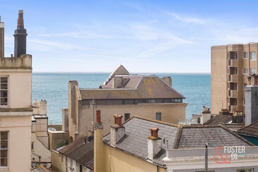 St Catherines Terrace, 13 Flat 4-014.JPG