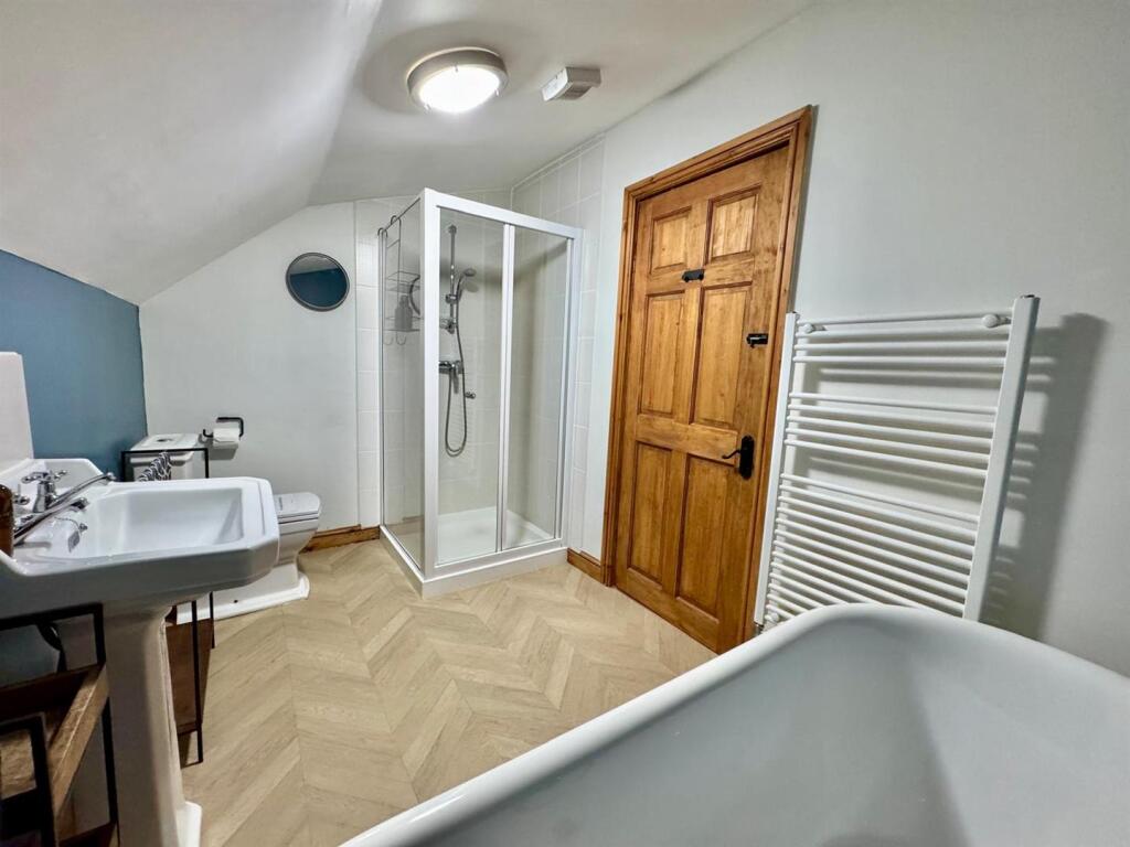 PHOTO-2025-09-05-07-36-53 (2).jpg