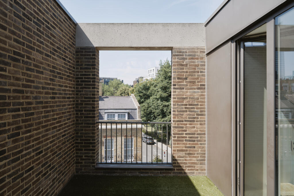 304280 - DSC00837.jpg