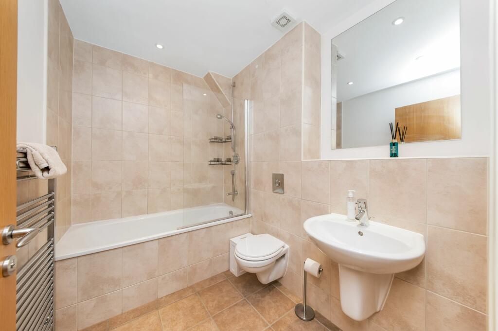 HOUSE BATHROOM