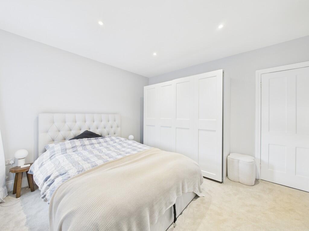 CAM04018G0-PR0375...