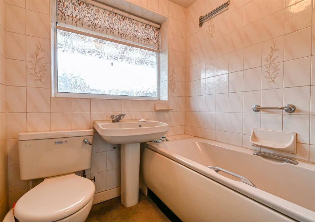 28 Greenfields Road-05.jpg