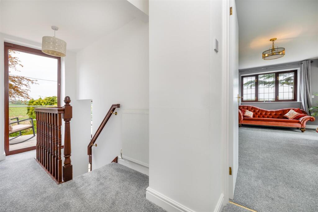 LE65 1RN TBMD-027.jpg