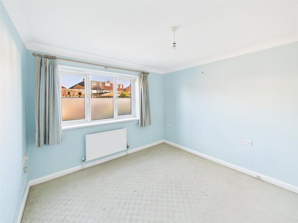 Shepherd Close, Feltham