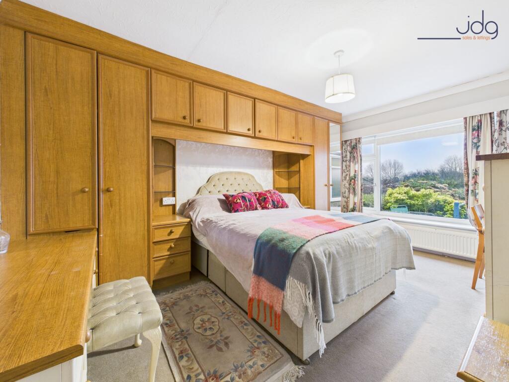 Double Bedroom 2 with built in storage