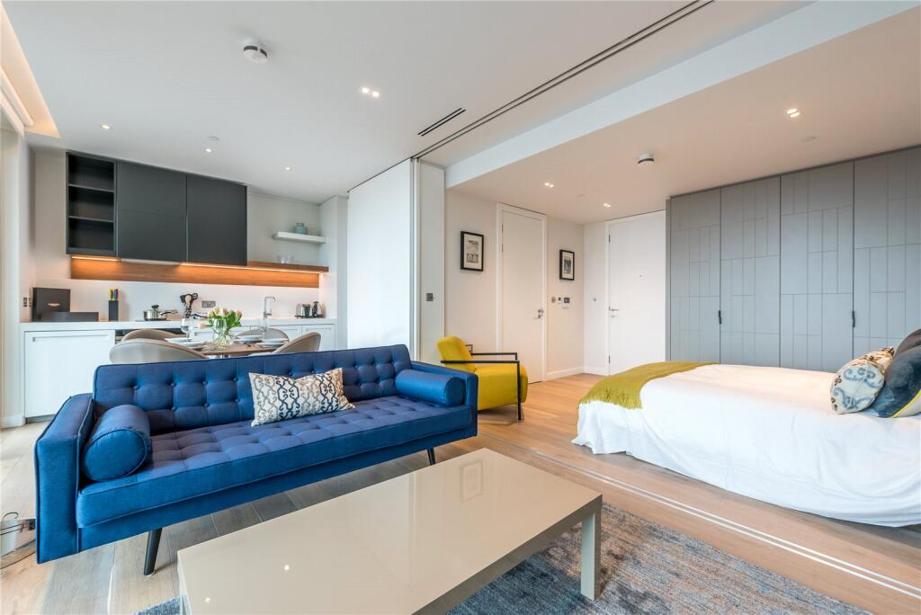 Studio Apartment