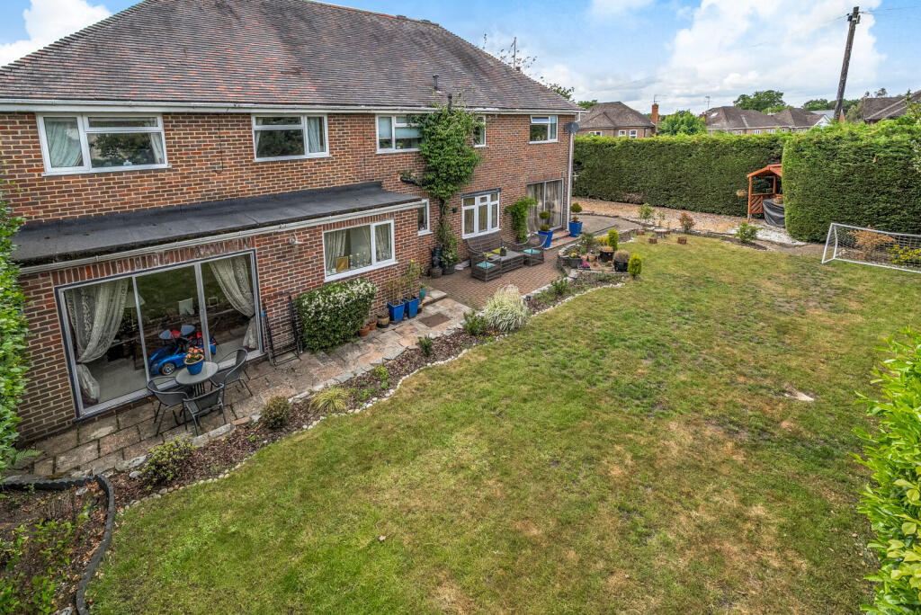 1299911-2-683804a...