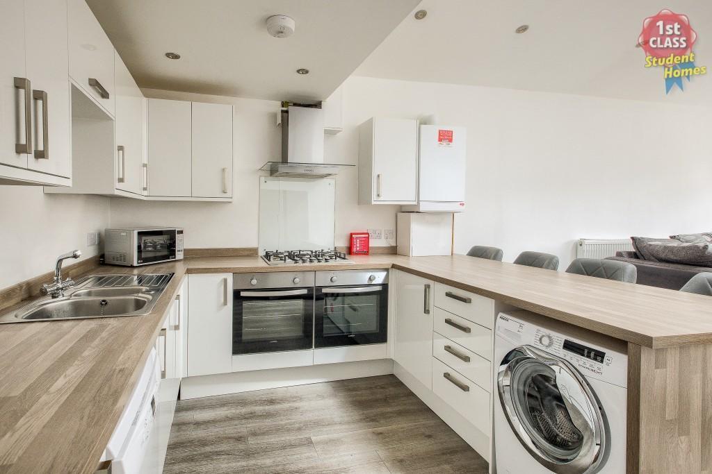 Kitchen/Living Room
