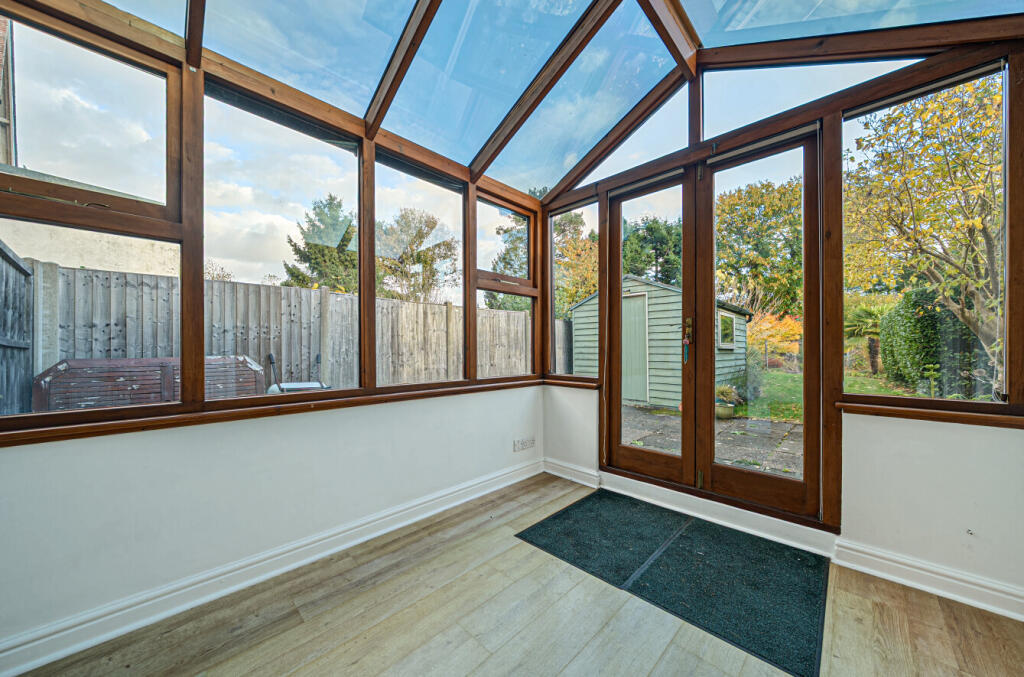 1365466-12-6900e8...