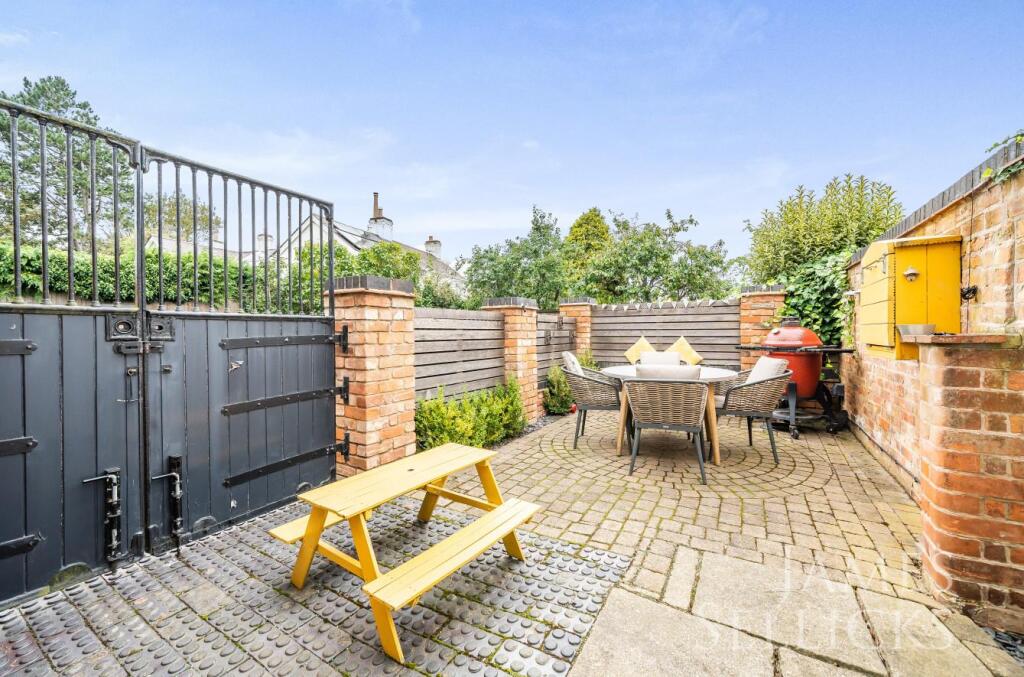 Low maintenance garden