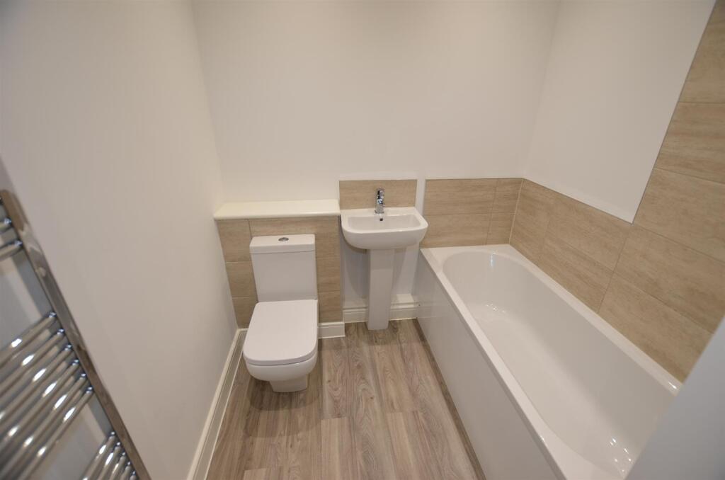 Main Bathroom