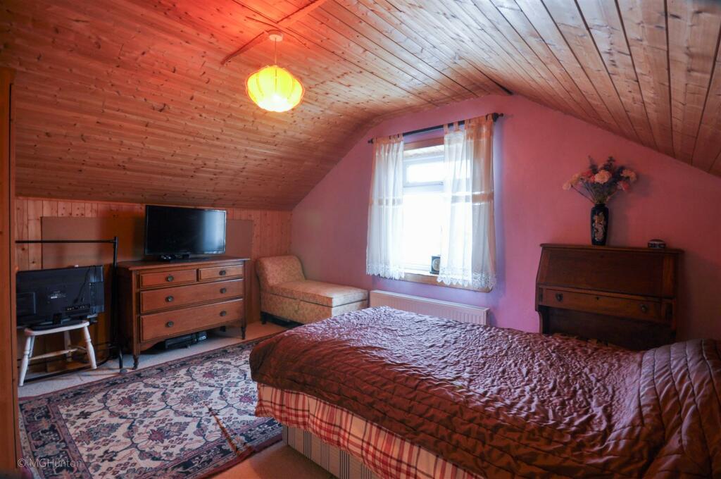 Bedroom 3.jpg