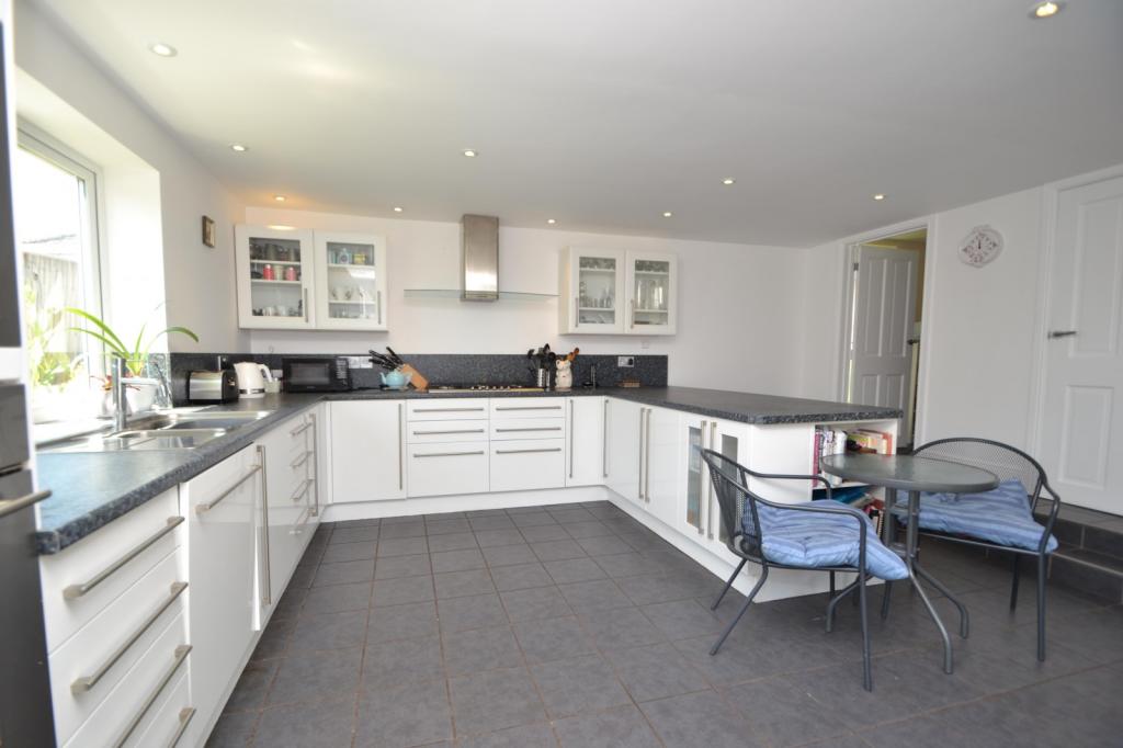 Kitchen/ Breakfast R