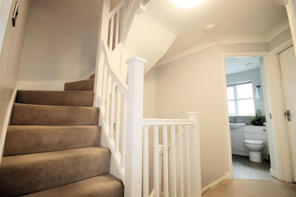 2nd Floor Landing