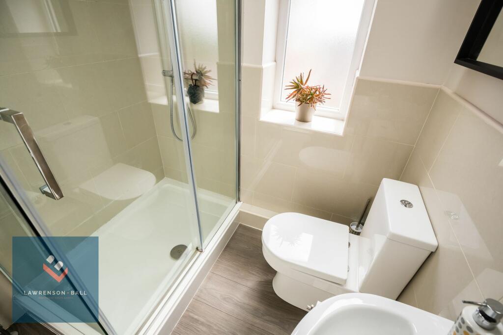 En-Suite Shower Room