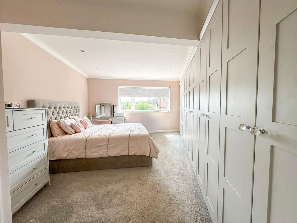 bed1 image1