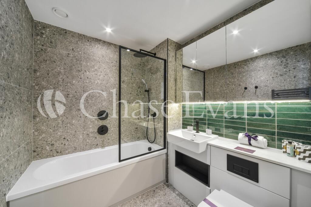 Hawksbury Heights, P