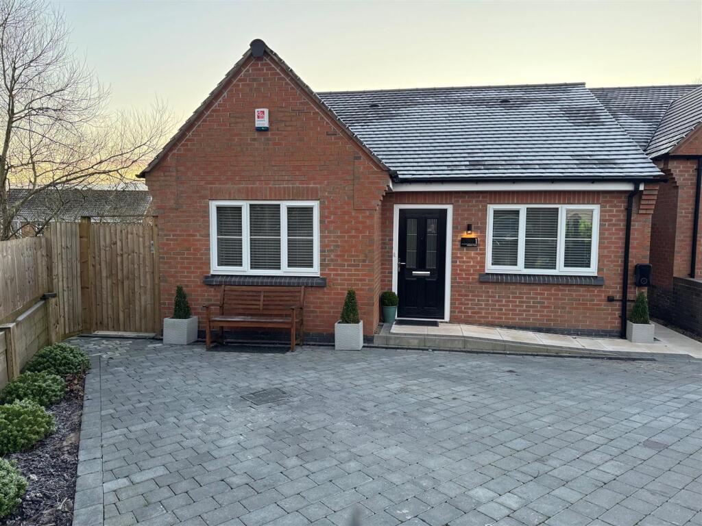 Astons Fold Brierley Hill 1.jpg