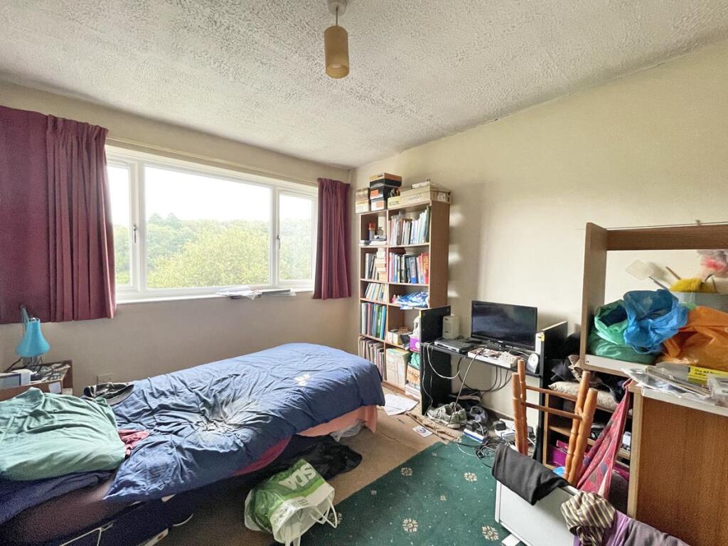 Erlstoke Close 37 - Bed 2.jpg