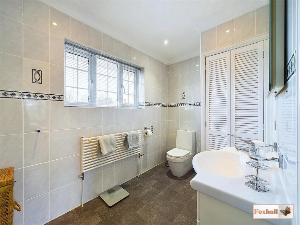 En-Suite Shower Room