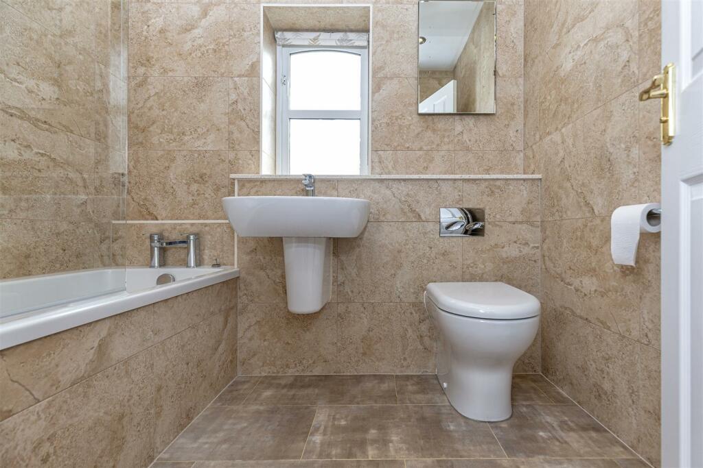 Bramleys Estate Agents - Elland - Oliver Meadows (