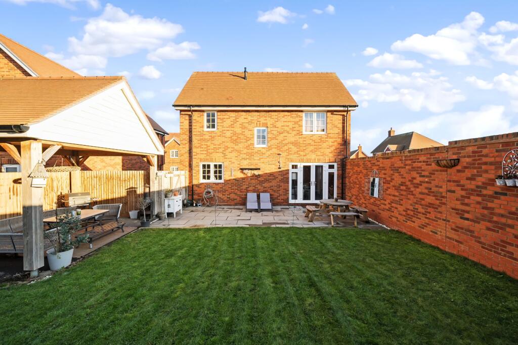Rear Garden (2)