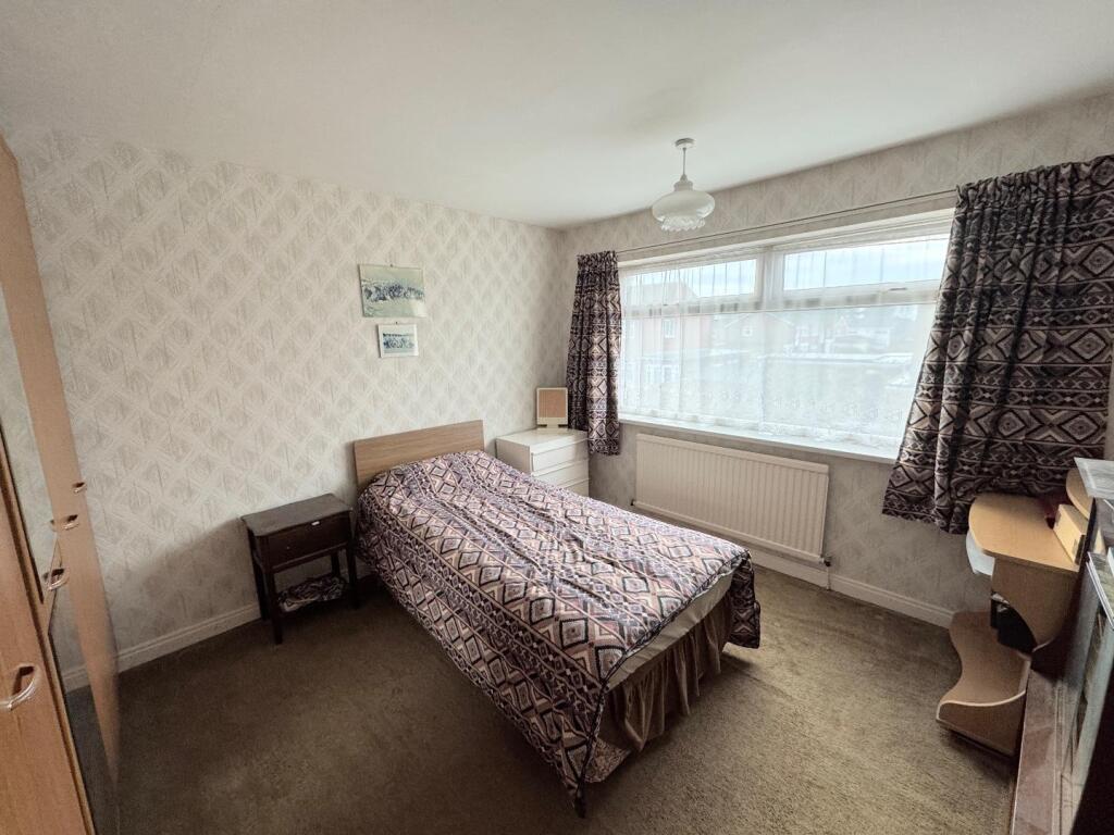 BEDROOM ( REAR)
