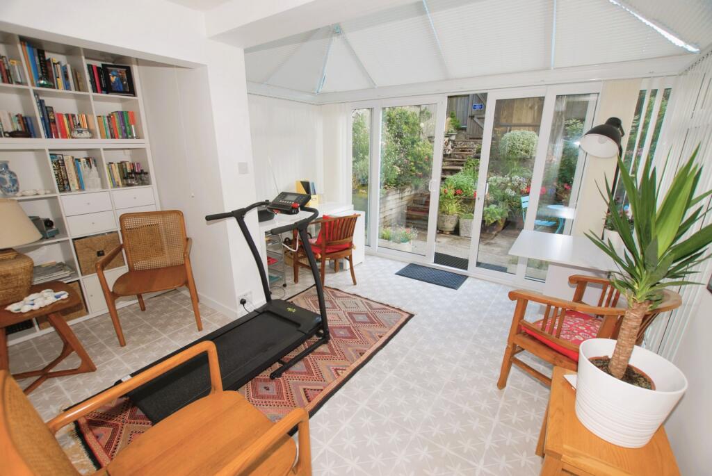Garden room