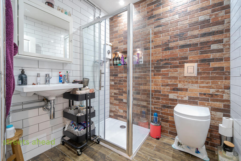 7e801dba-a60e-444...