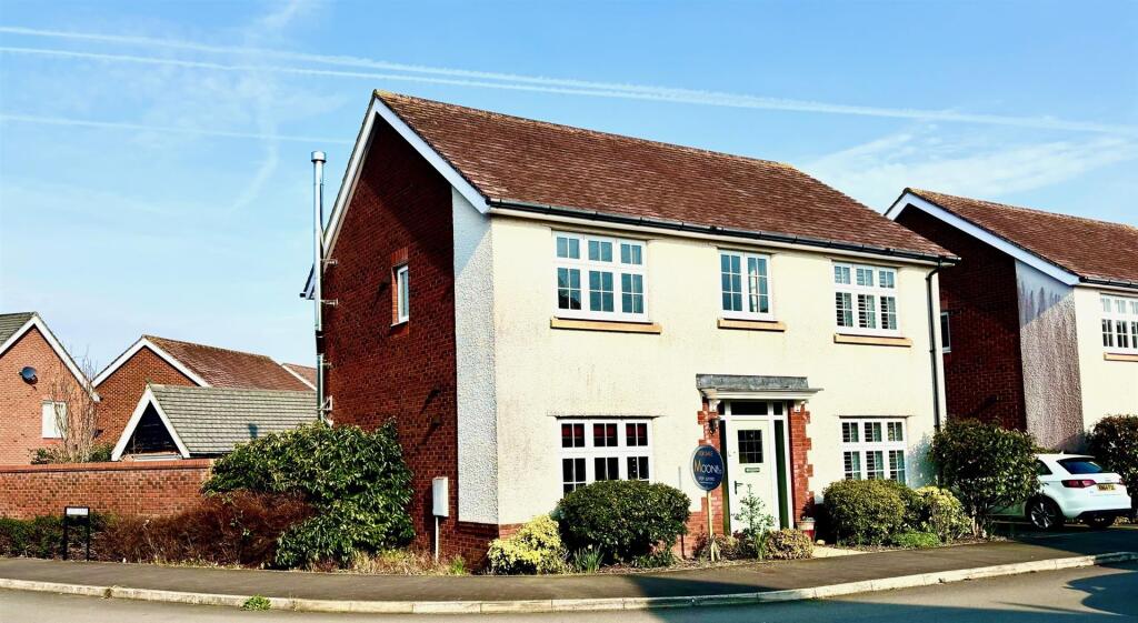 23 Clos Llynfi