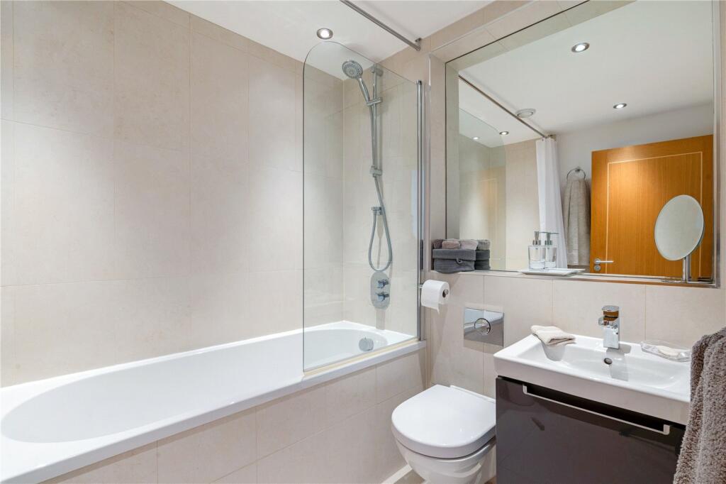 Bedroom One En Suite