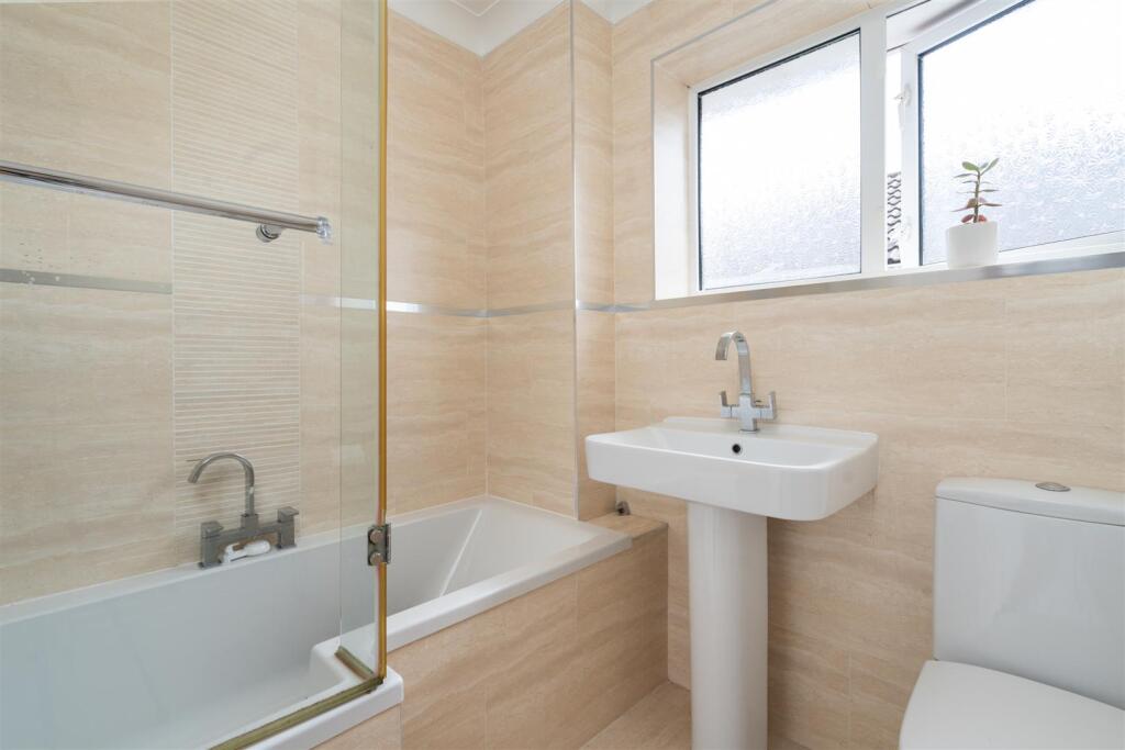 20 Thornton Road_7.jpg