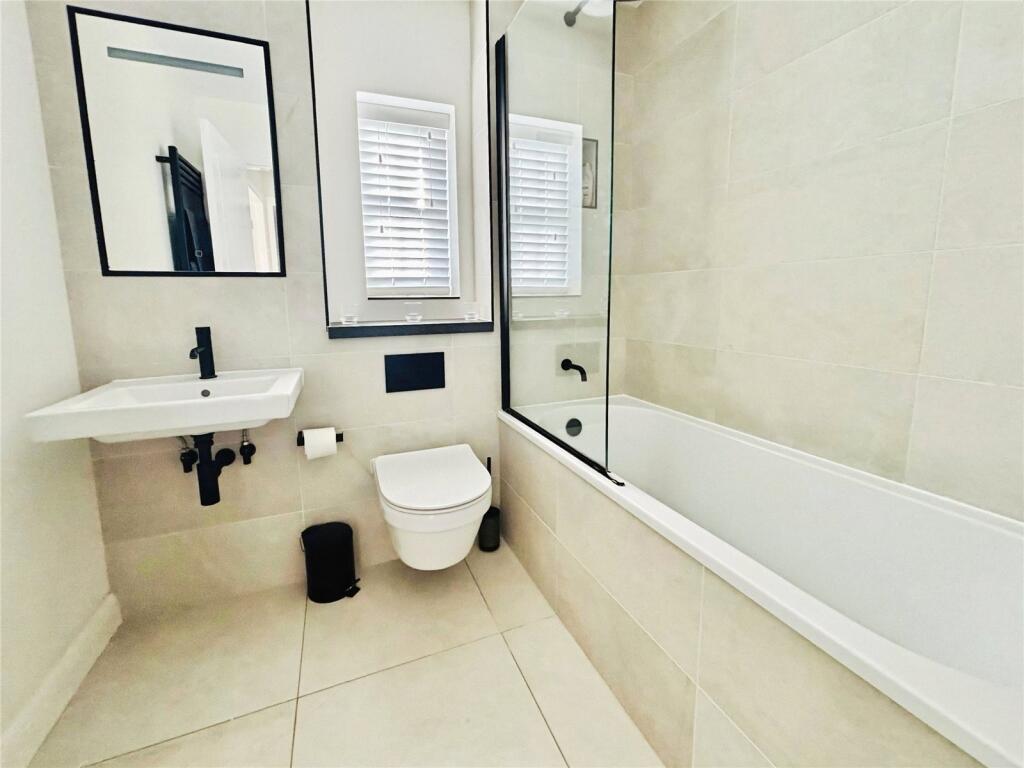 Bathroom/Wc