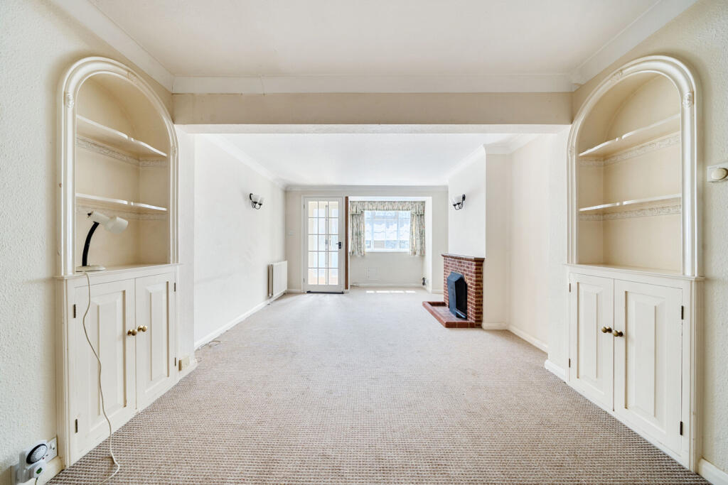 1320079-11-686bc0...