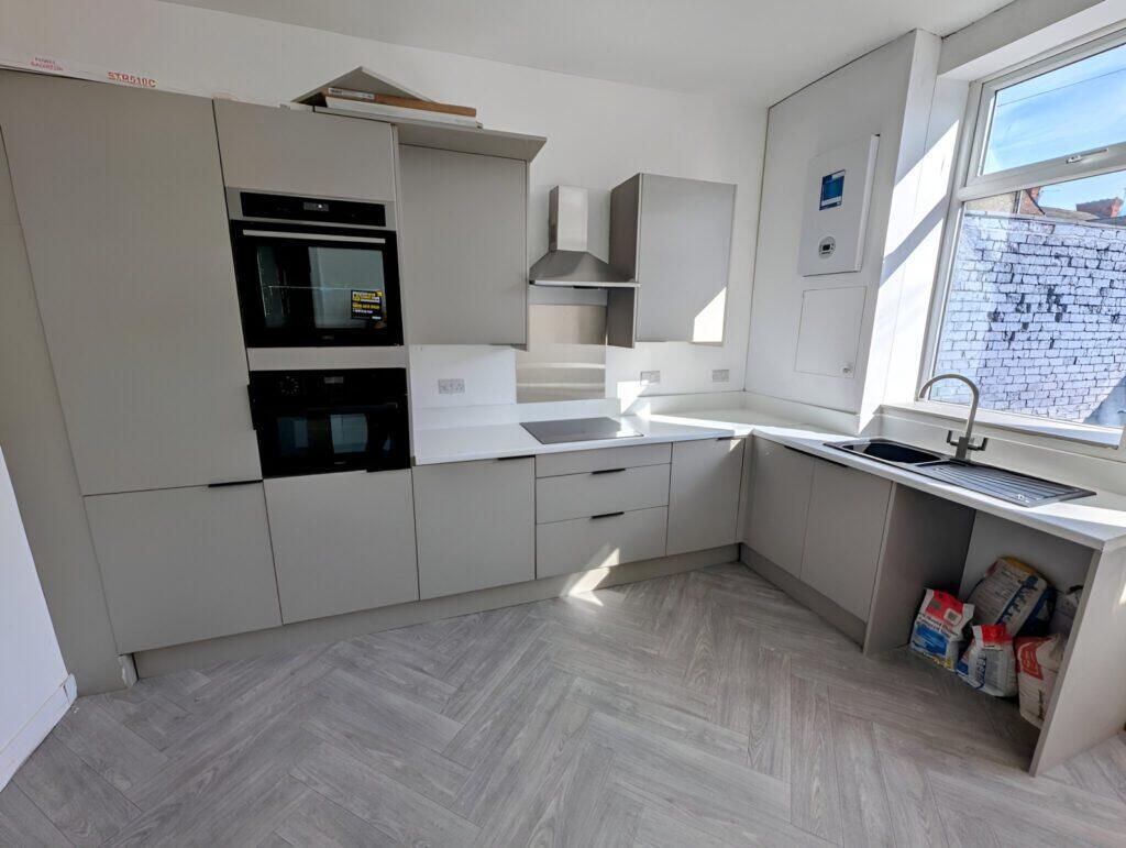 Minor Street - Kitchen