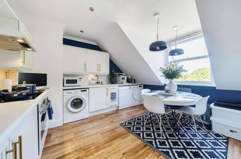 1317094-26-686f94...