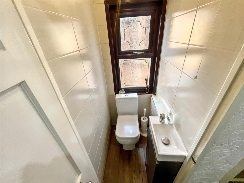 Separate WC