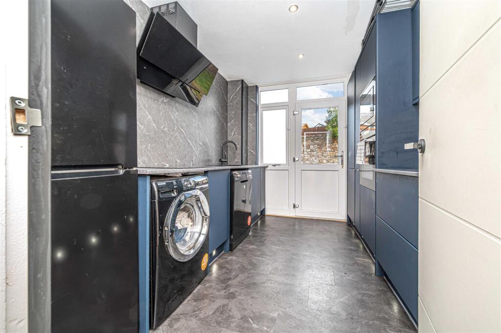 untitled (7 of 1).JPG