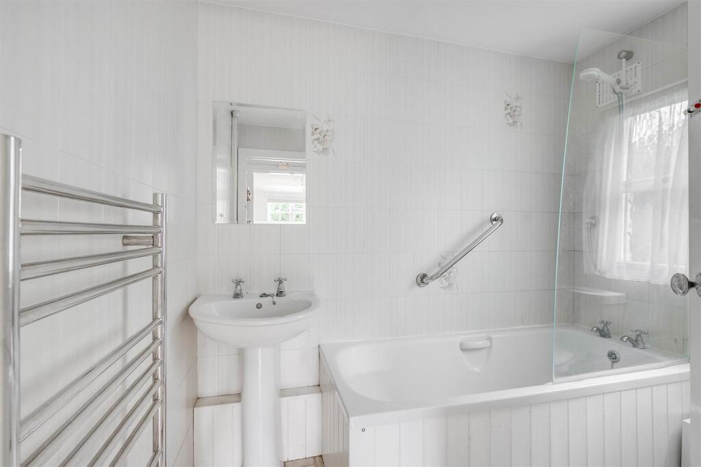 Baldock Road 97-18.jpg