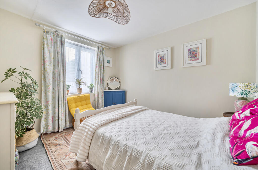 1356244-22-68c960...