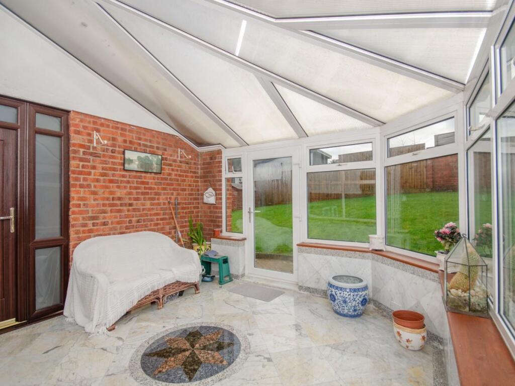 Conservatory pic 2.jpg