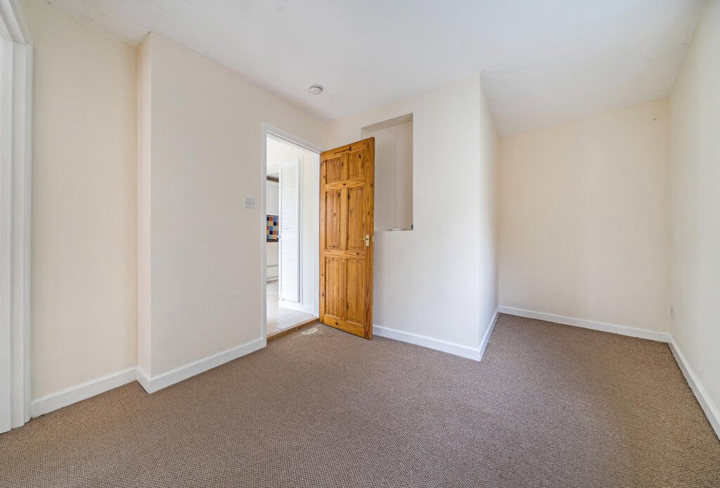 1345340-5-68b8474...