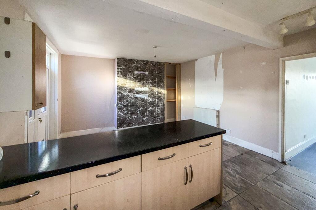 12 Lea Road, Lake, Sandown, Isle of Wight, PO36 9HX