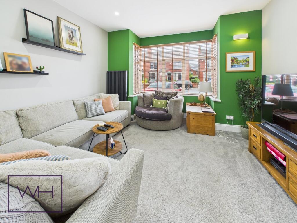 CAM03785G0-PR0282-ST