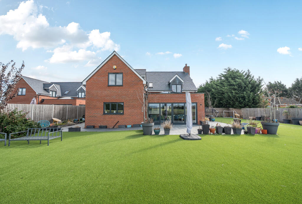 1354936-17-68c7ff...