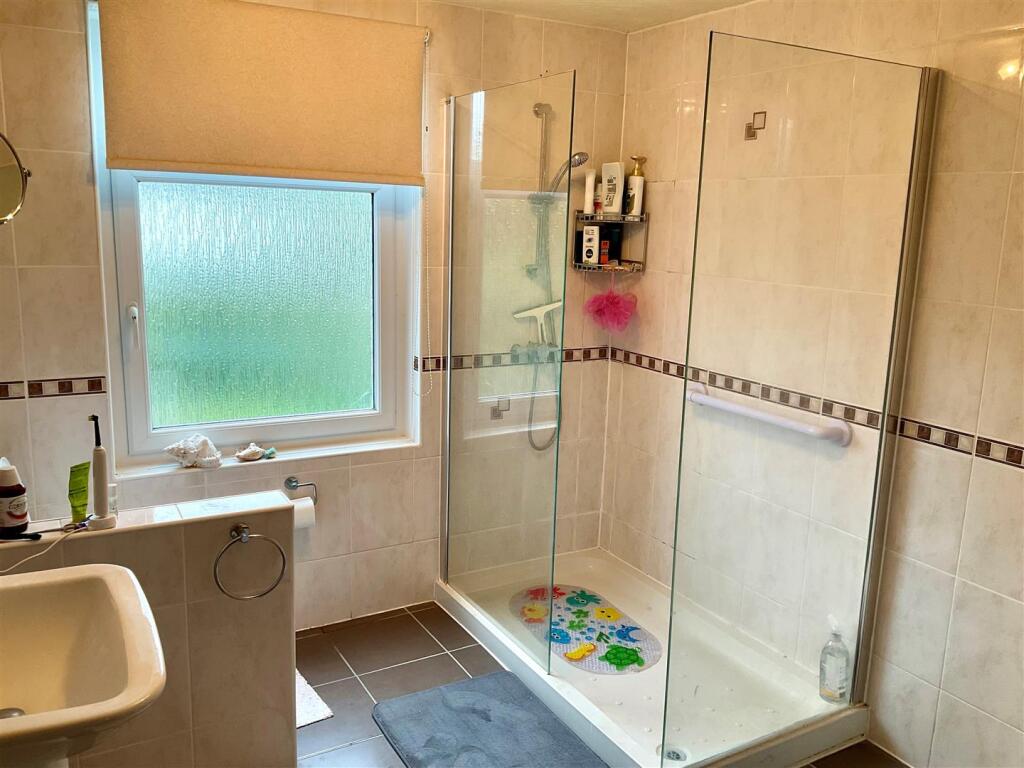 shower room.jpg