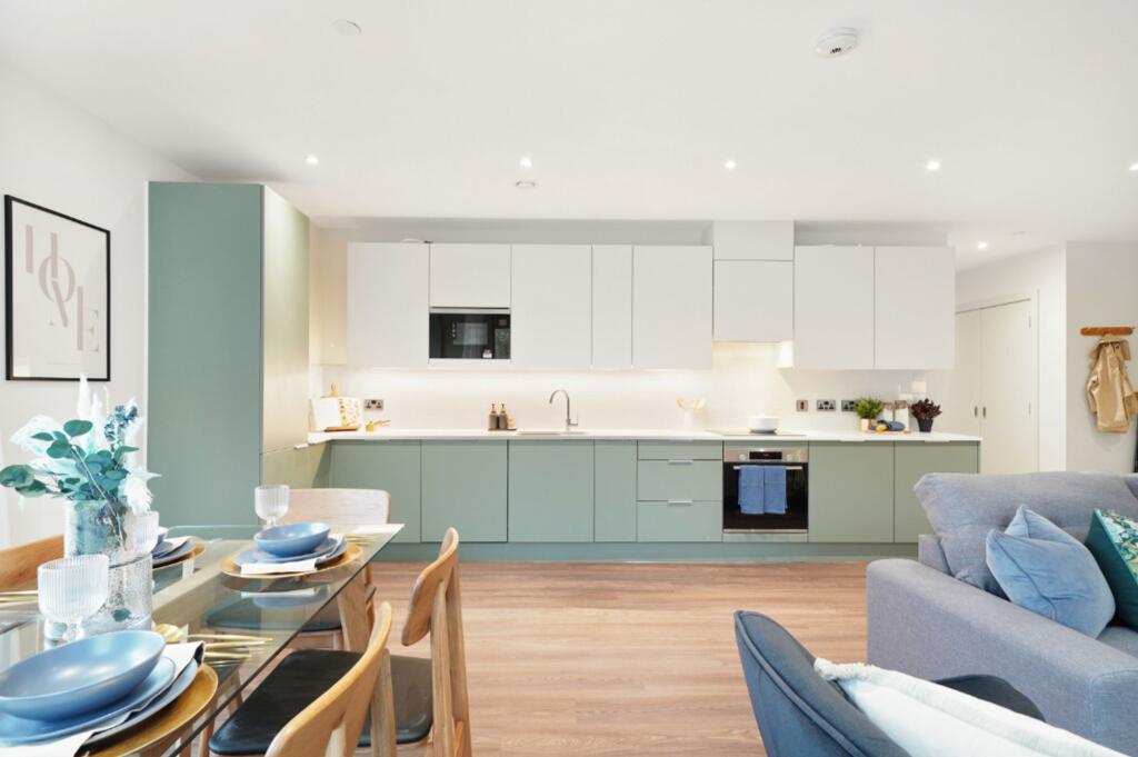 The Oakgate, Randalls Way, KT22