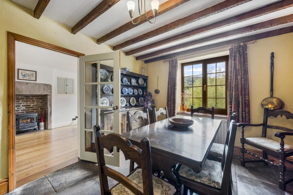 Dining Room.jpg